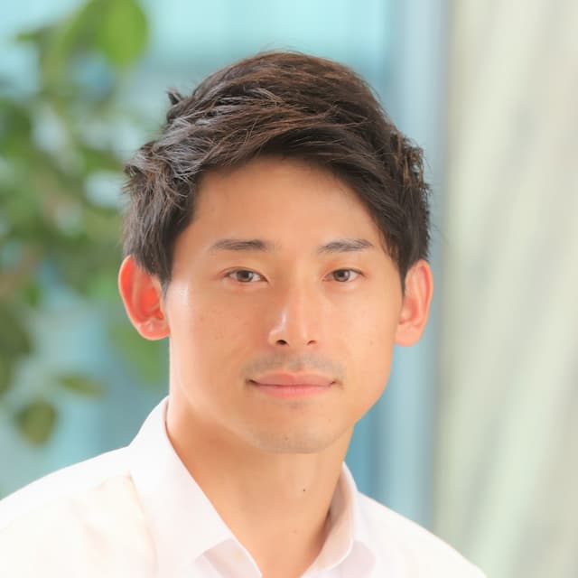 小林 俊介